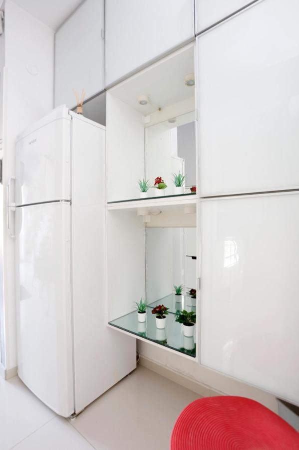 Gorgeous 2 Bedroom Duplex In City Center Bucureşti Ngoại thất bức ảnh