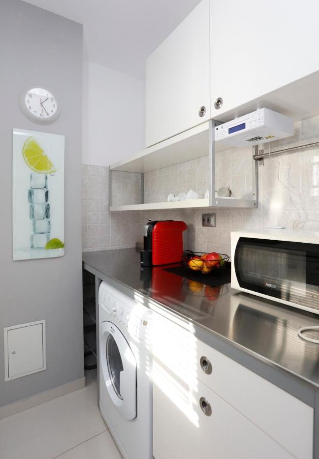 Gorgeous 2 Bedroom Duplex In City Center Bucureşti Ngoại thất bức ảnh